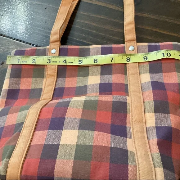 Longaberger Pink and Purple Tote Bag with Structured Design like new condition. - Picture 6 of 9